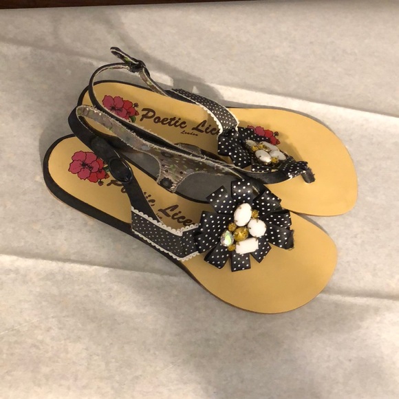 Poetic Licence London Sandals - Picture 2 of 8
